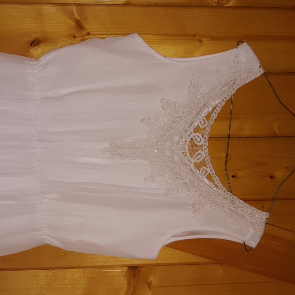 Dress - Picture 4 of 5